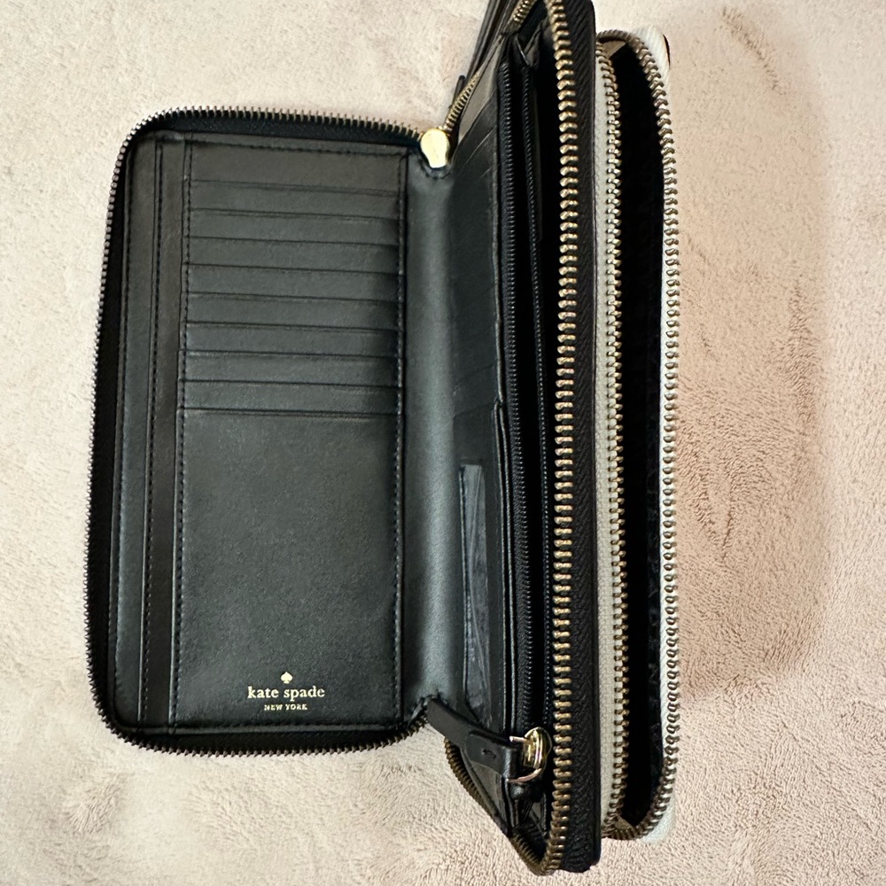 Kate Spade NY Women's Wristlet Wallet Clutch Zip Closure Black Off White Leather - Picture 15 of 15